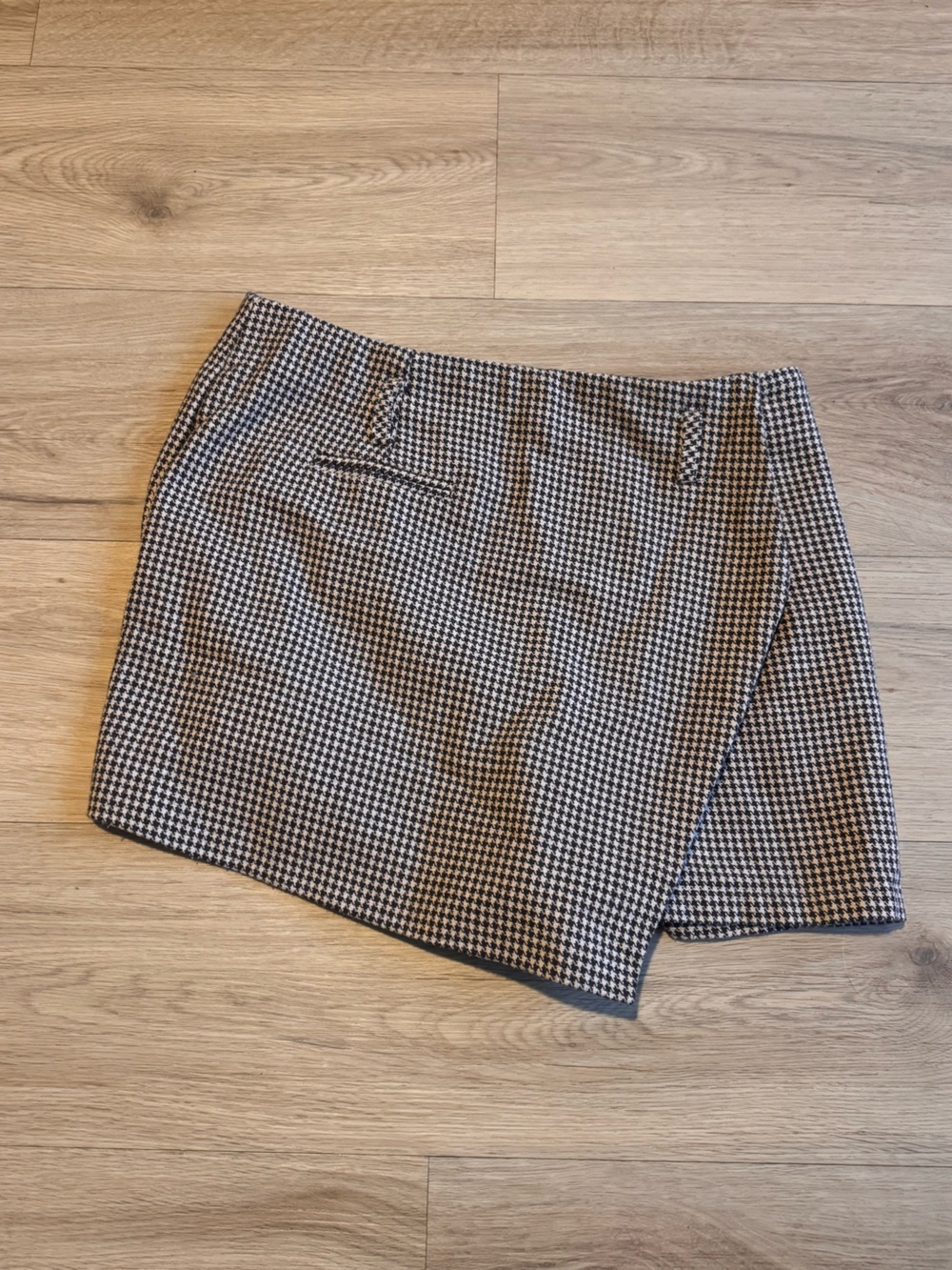 Men's Black & White Houndstooth Swim Shorts